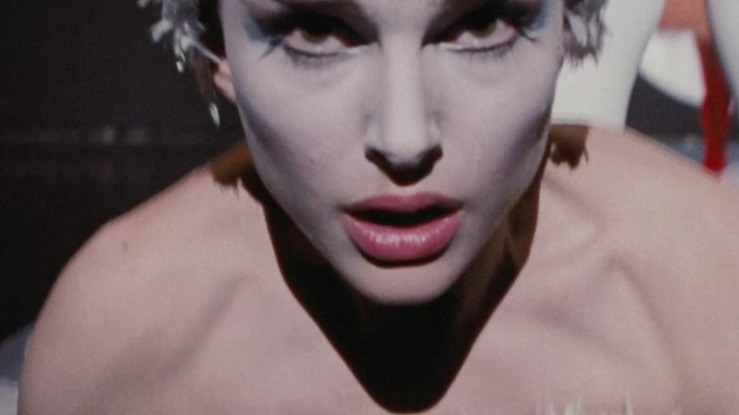 black-swan-293